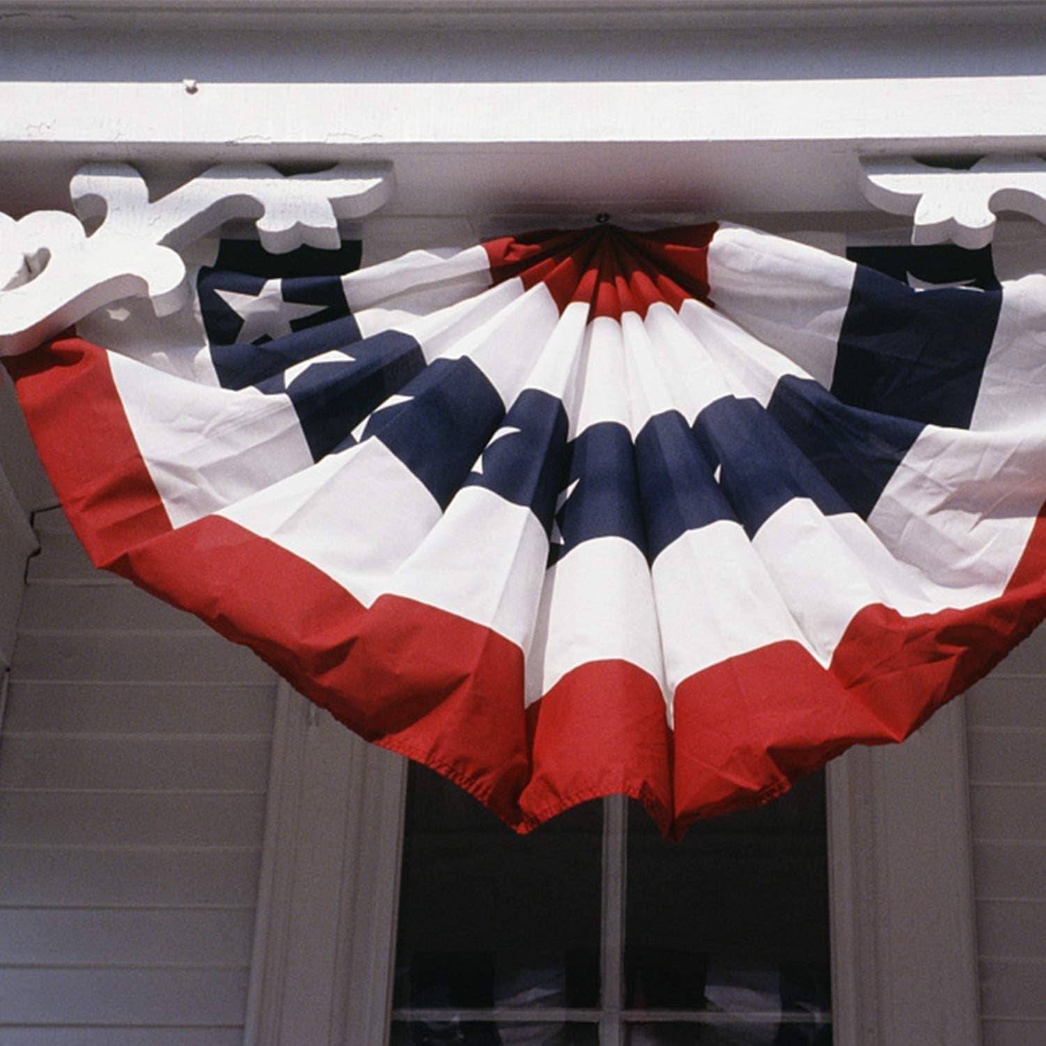 16 Pcs USA Patriotic Pleated Fan Flags-3 X1.5 Ft American US Flag Bunting Banner Patriotic Bunting Flag Stars and Stripes Flag Bunting for Memorial Day the 4Th of July and Labour Day